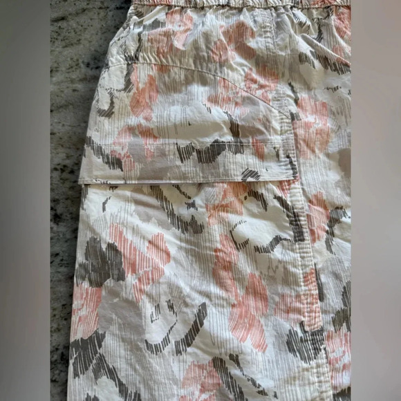 NWT Free People Movement Women’s In The Wild Ivory Combo Printed Shorts - Picture 7 of 7